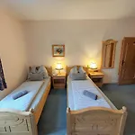 3 Raben - - Für Geschäftsreisende, Urlauber, Monteure Und Handwerker Leoben (Styria)