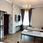 3 Raben - - Für Geschäftsreisende, Urlauber, Monteure Und Handwerker Leoben (Styria)