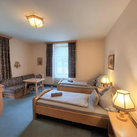 Guest house 3 Raben: Business & Leisure In Leoben, Austria 3*