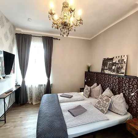 Guest house 3 Raben: Business & Leisure In Leoben, Austria