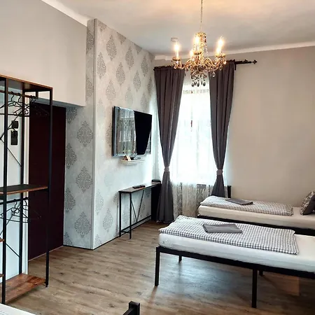 3 Raben - Leoben - Für Geschäftsreisende, Urlauber, Monteure Und Handwerker Leoben (Styria)