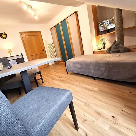 3 Raben - - Fuer Geschaeftsreisende, Urlauber, Monteure Und Handwerker, Polski Austria Casa de hóspedes