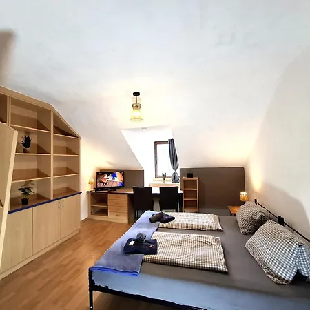 3 Raben - - Für Geschäftsreisende, Urlauber, Monteure Und Handwerker