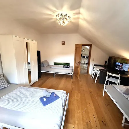 Gæstehus 3 Raben - - Fuer Geschaeftsreisende, Urlauber, Monteure Und Handwerker, Polski Austria Leoben (Styria)