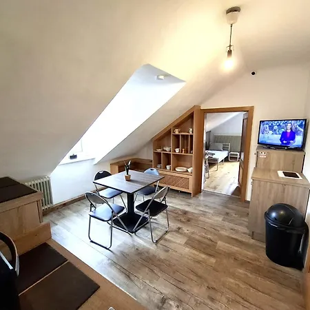 3 Raben - - Fuer Geschaeftsreisende, Urlauber, Monteure Und Handwerker, Polski Austria Leoben (Styria)