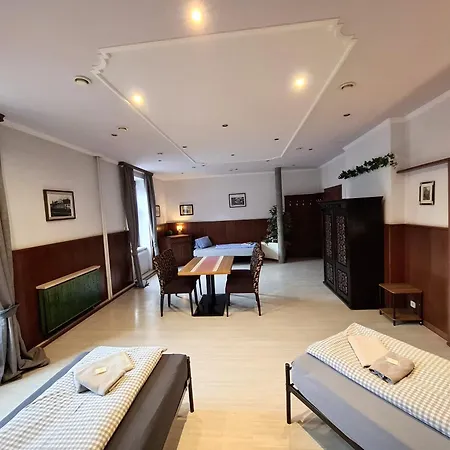 Vendégház 3 Raben - - Fuer Geschaeftsreisende, Urlauber, Monteure Und Handwerker, Polski Austria