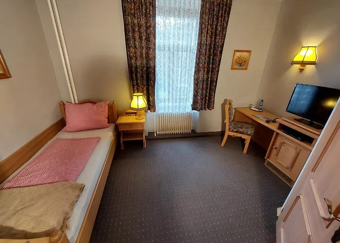 3 Raben - - Fuer Geschaeftsreisende, Urlauber, Monteure Und Handwerker, Polski Austria 3*