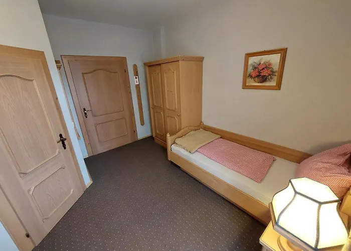 Gæstehus 3 Raben - - Fuer Geschaeftsreisende, Urlauber, Monteure Und Handwerker, Polski Austria Leoben (Styria)