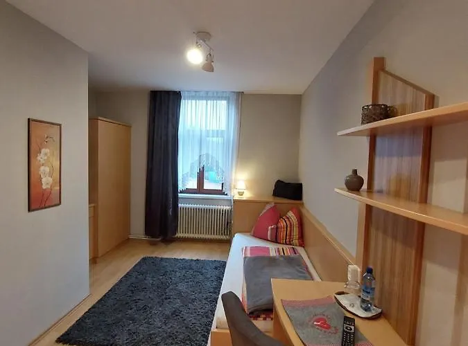 3 Raben - - Fuer Geschaeftsreisende, Urlauber, Monteure Und Handwerker, Polski Austria Leoben (Styria)