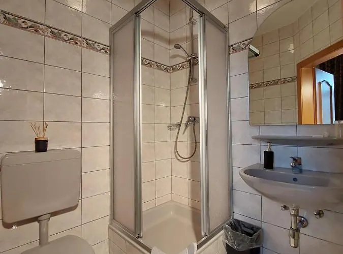 Casa de hóspedes 3 Raben - - Fuer Geschaeftsreisende, Urlauber, Monteure Und Handwerker, Polski Austria Leoben (Styria)