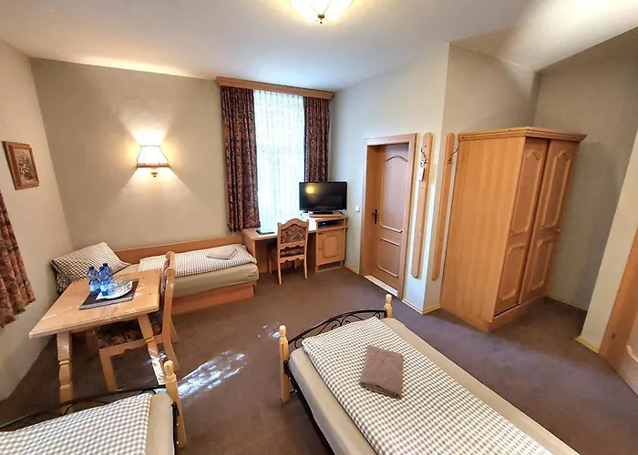 3 Raben - - Fuer Geschaeftsreisende, Urlauber, Monteure Und Handwerker, Polski Austria Gæstehus 3*