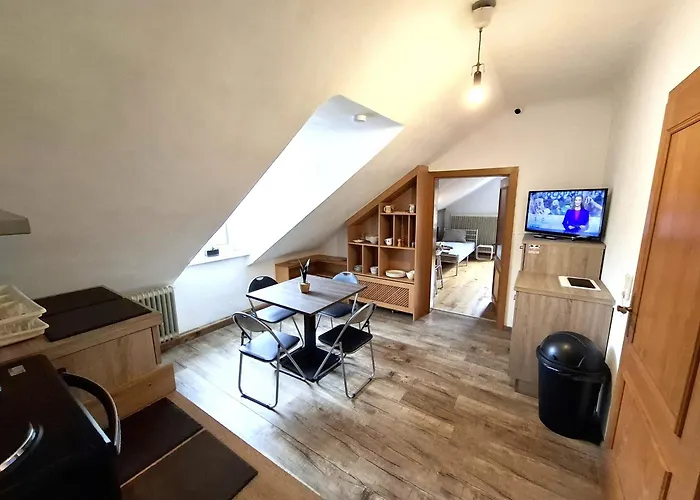 3 Raben - - Fuer Geschaeftsreisende, Urlauber, Monteure Und Handwerker, Polski Austria Leoben (Styria)